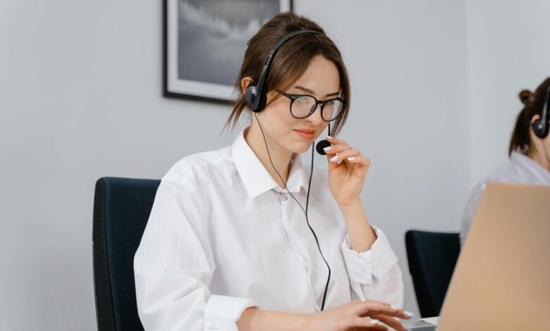 corporate customer support hotline